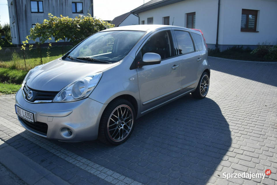 Nissan Note 13B Automat Navi 101 2 Kpl Kół automatyczna Majdan Sieniawski sprzedam