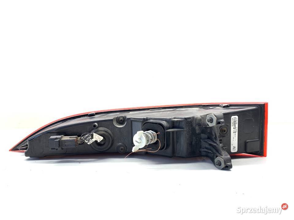 LAMPA PRAWY TYŁ JAGUAR FPACE HK8313404AD SUV