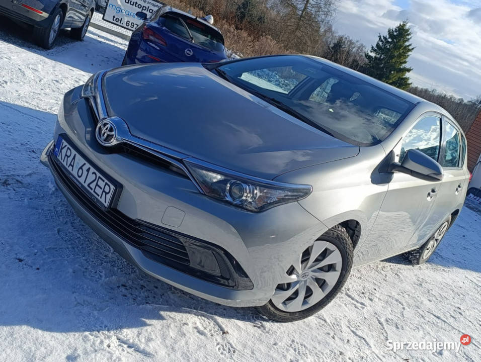 Toyota Auris Bezwypadkowa Serwisowana stan elektryczne lusterka Dulowa