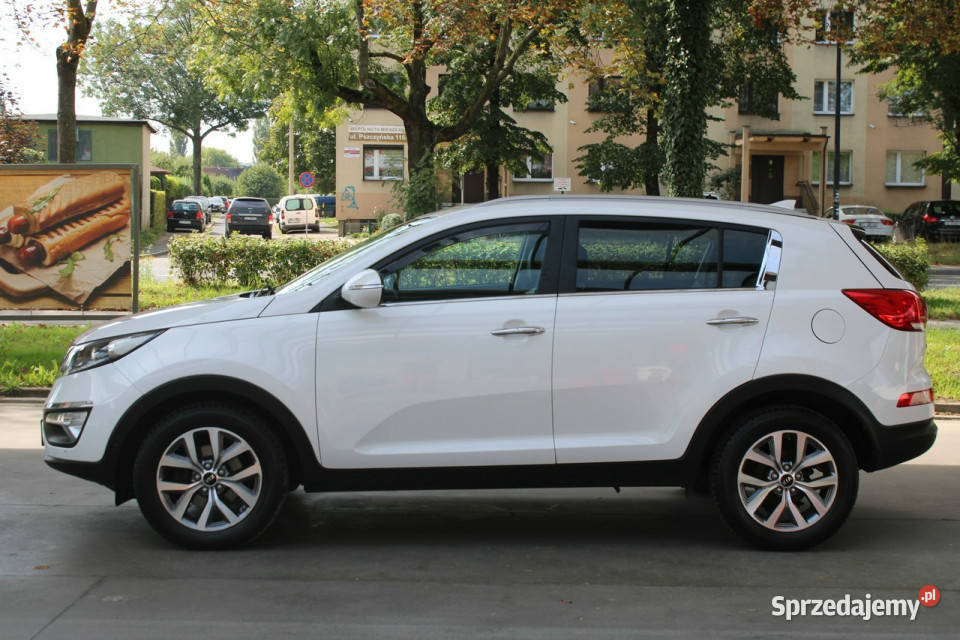 Kia Sportage Bezwypadkowy bogata wersja Rok produkcji 2016 Gliwice