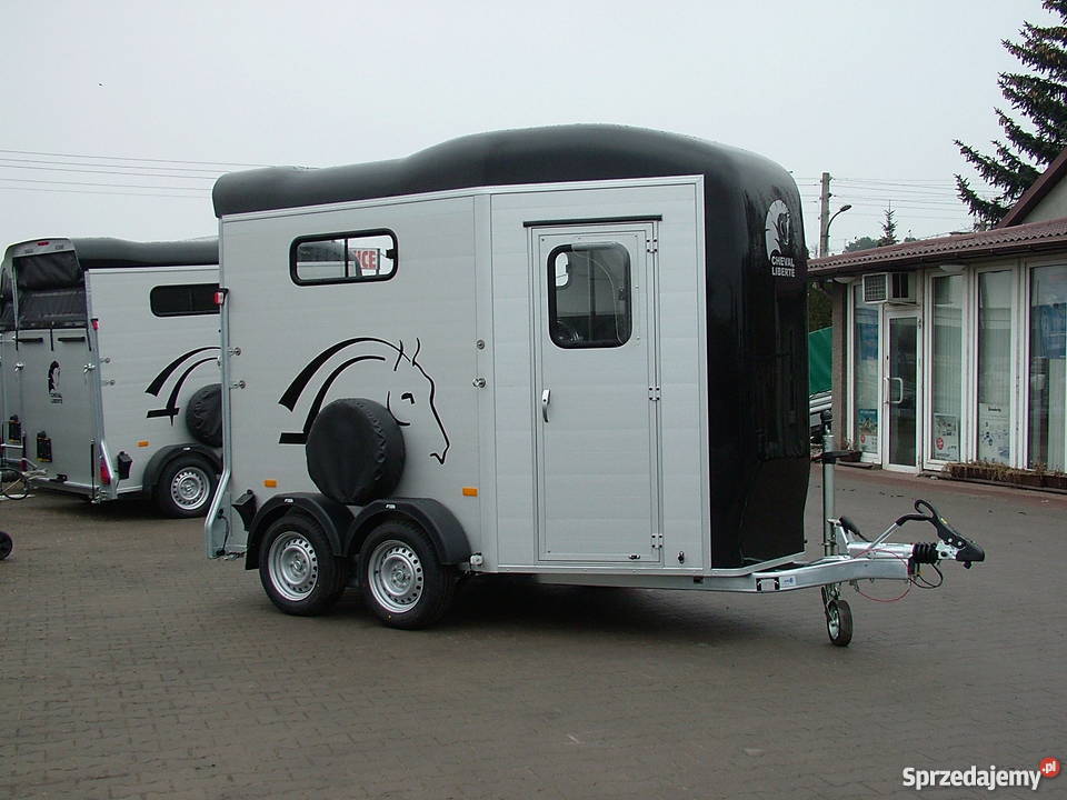 Przyczepa koni aluminiowa z siodlarnią Przyczepy Warszawa