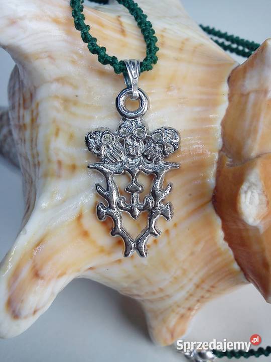 Łańcuszek frywolitkowy