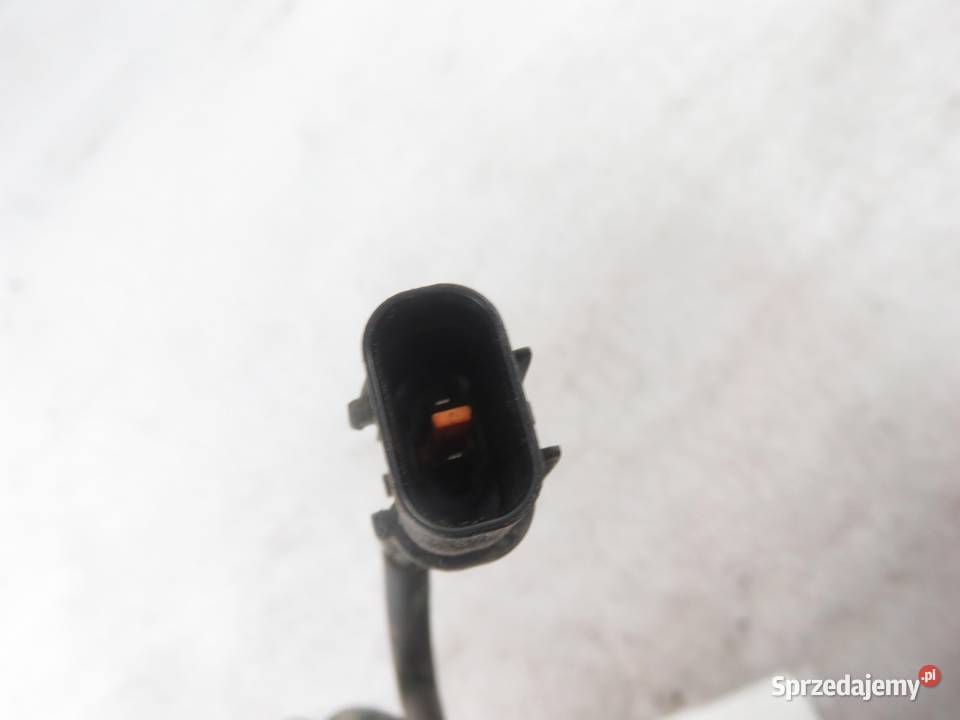 ZWROTNICA PRZEDNIA PRAWA MITSUBISHI OUTLANDER I Piasty i łożyska kół