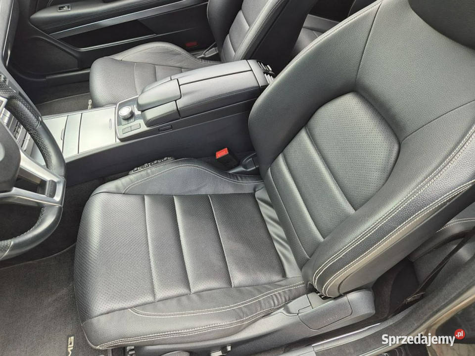 Mercedes E 200 benzyna super stan zadbany światła do jazdy dziennej Warszawa