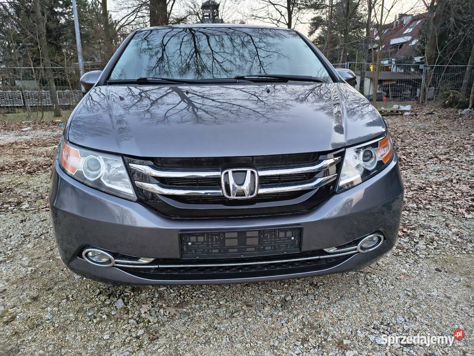 Super stan 3500 benzyna 245 109 8 osób ESP Wrocław