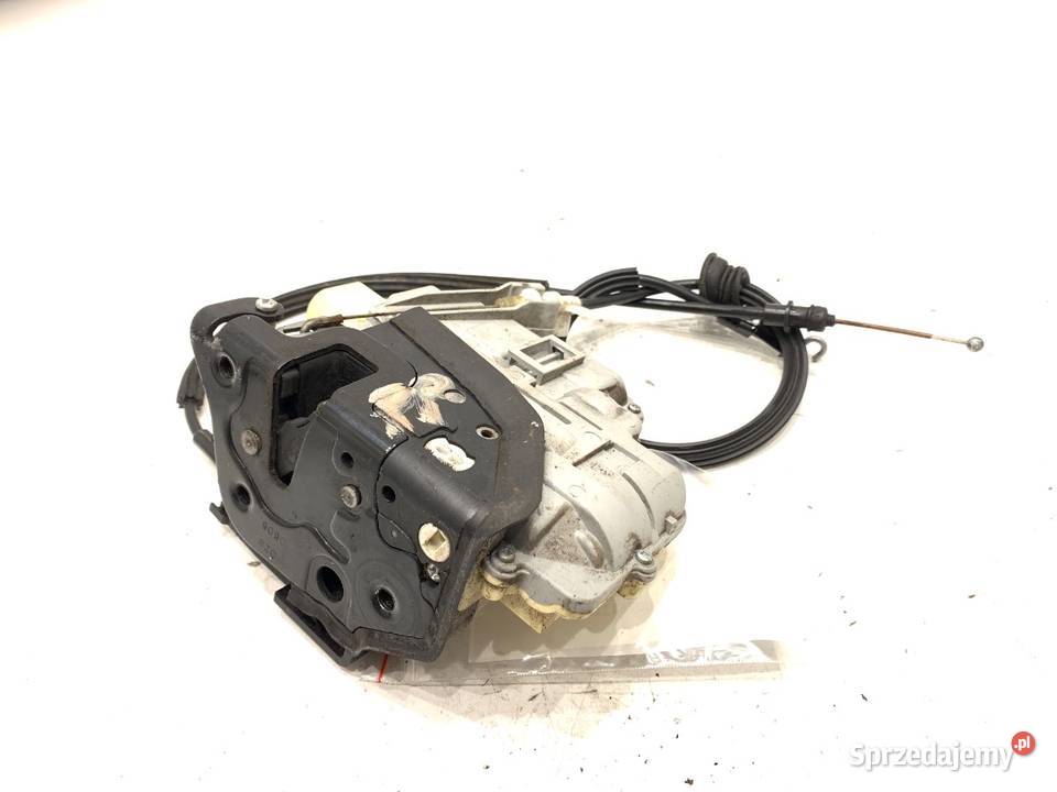 ZAMEK DRZWI PRAWY PRZÓD VW PASSAT B6 Kombi osobowe