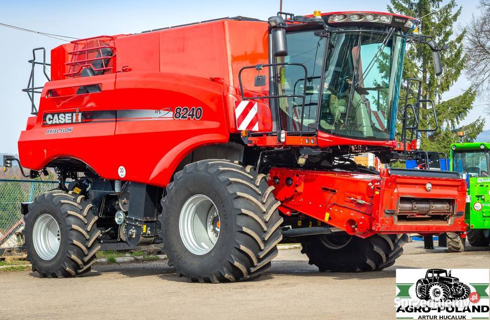Case IH 8240 AFS 2018 MACDON FD 135 2018 Kudowa-Zdrój
