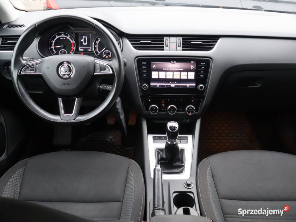 Skoda Octavia 15 TSI isofix Katowice sprzedam
