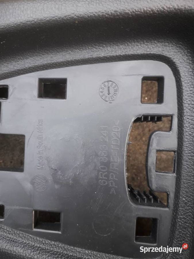 Vw polo 2017r konsola środkowa4 drzwinowa Wyposażenie wnętrza Warszawa