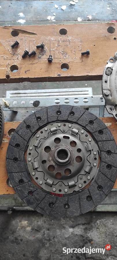 Sprzedam dwumaskomplet sprzęgła audi a3 18 tfsi Sandomierz