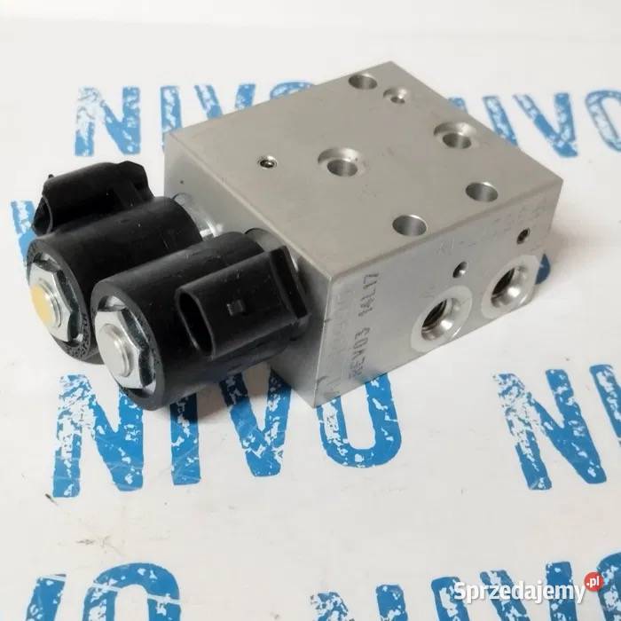 Zawór sterujacy hydraulika AL219995 John Deere Łowicz