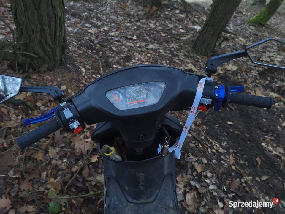 Skuter 50ccdrugi silnik 80ccdużo innych części