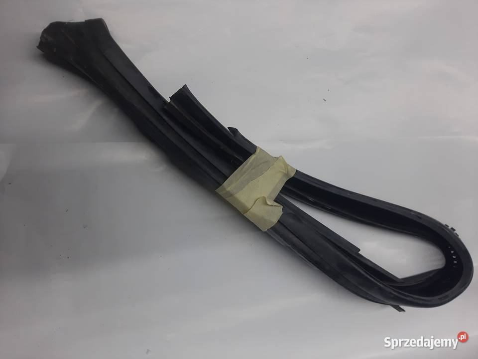 Fiat Linea uszczelka szyby z drzwi lewa tylna Ksawerów