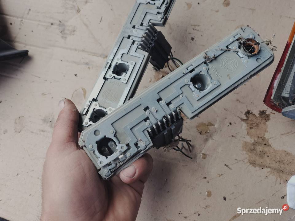 LAMPA TYŁ TYLNA PRAWA OPEL KADETT KADET Kamień-Kolonia