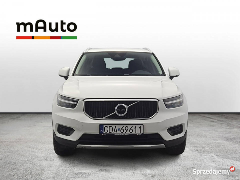 Volvo XC 40 T3 Momentum Pro Z Polskiego Salonu Warszawa sprzedam