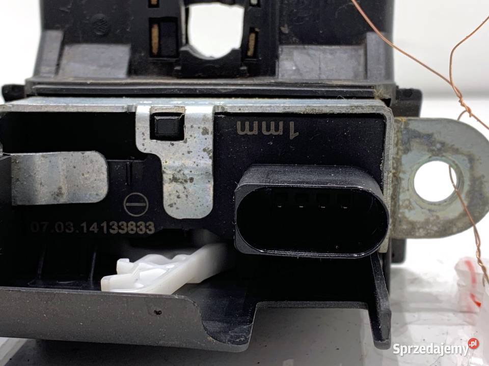ZAMEK KLAPY TYŁ VW GOLF VII Hatchback 5G6872505 podkarpackie sprzedam