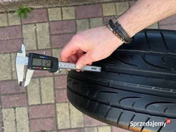 Opona 28530R20 Dunlop lato Lubania
