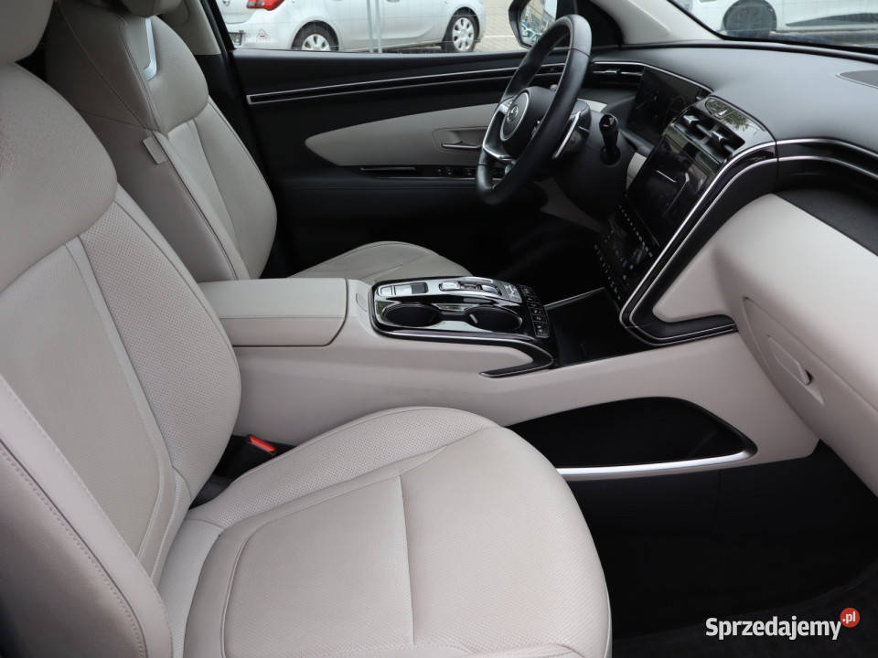 Hyundai Tucson 16 TGDI 48V MHEV relingi dachowe Piaseczno