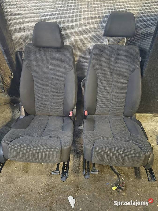 Fotele VW passat b6 kombi pomorskie Pinczyn