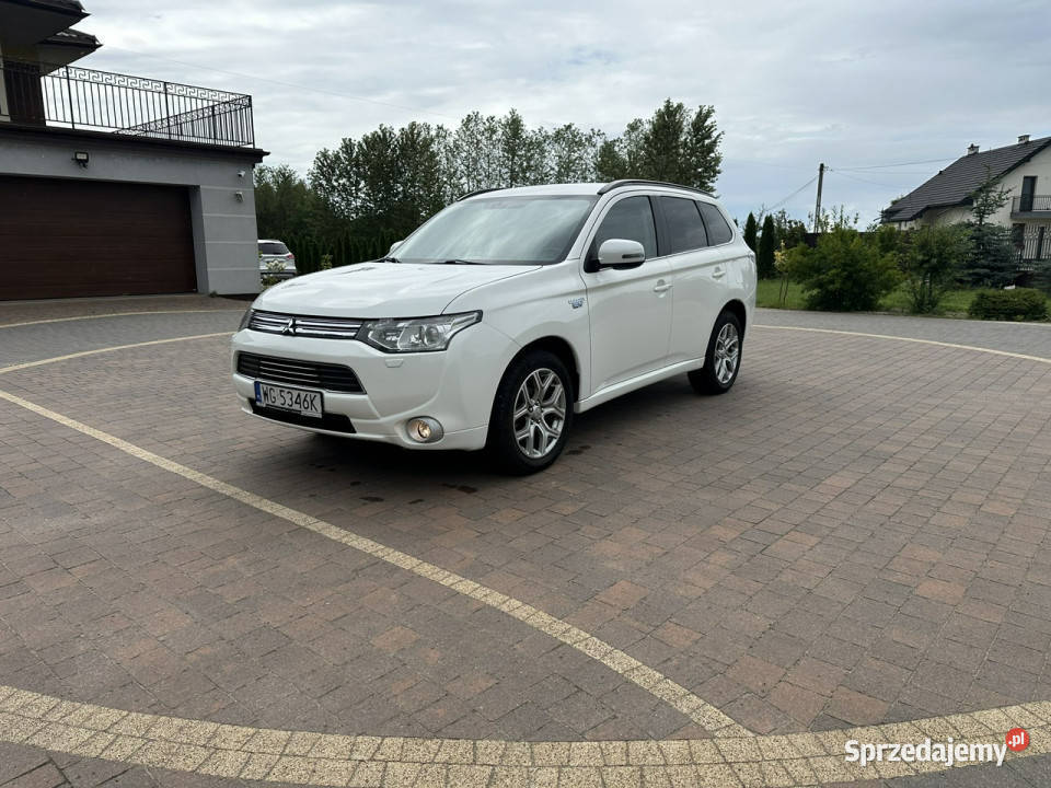 Mitsubishi Outlander III 2012 hybryda mazowieckie Lipówki