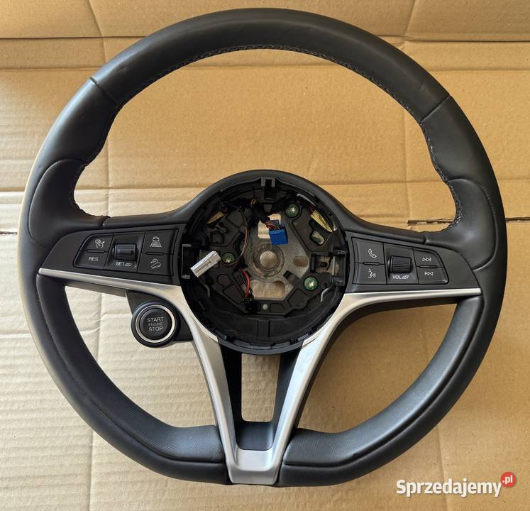 ALFA ROMEO STELVIO KIEROWNICA MULTIFUNKCYJNA Kłodzko