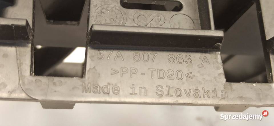 SKODA KAROQ ŚLIZG ZDERZAKA TYŁ 57A807863A