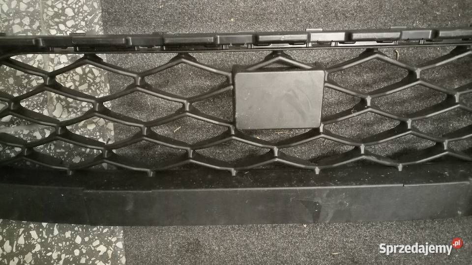 Seat Arona 6f9 2021 atrapa środkowa zderzaka Nowy Sącz