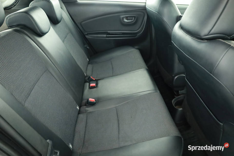 Toyota Yaris 15 Hybrid Piaseczno sprzedam