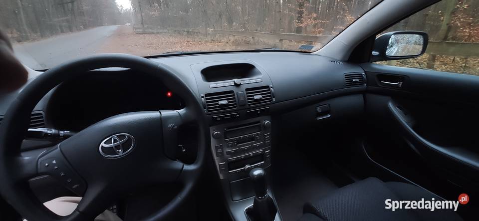 Toyota Avensis T25 18 BenLPG 2004r 8000PLN uszkodzony Toruń