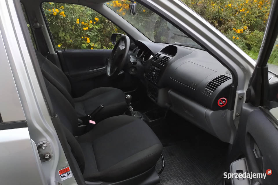 Suzuki Ignis 13d 2006 sprawna klimatyzacja relingi dachowe świętokrzyskie Konieczno sprzedam