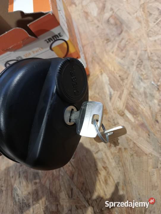 korek zbiornika paliwa DeutzFahr Agrofarm Seria Koszanowo