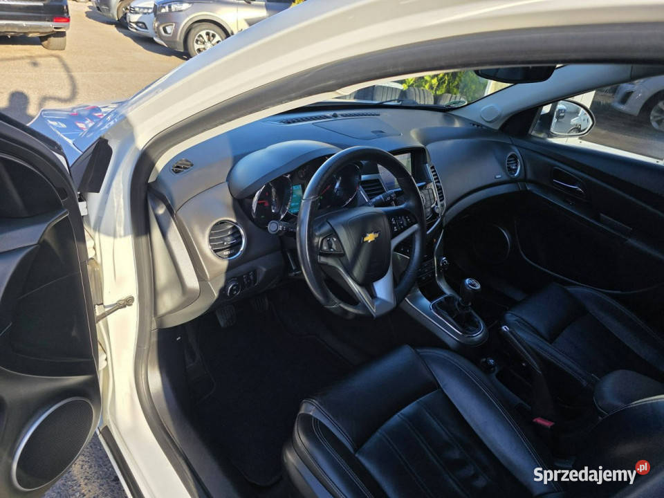 Chevrolet Cruze 14 Turbo 140 Skóra Kamera Klima nieuszkodzony Cruze