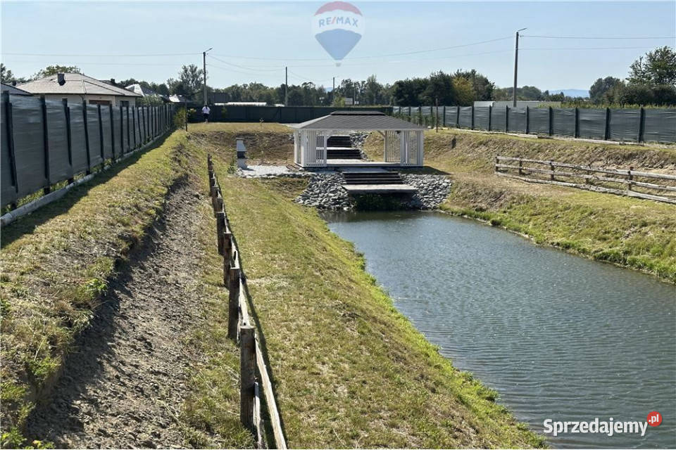Rekreacyjna działka ze stawem 5 Park Rozrywki małopolskie Rudze