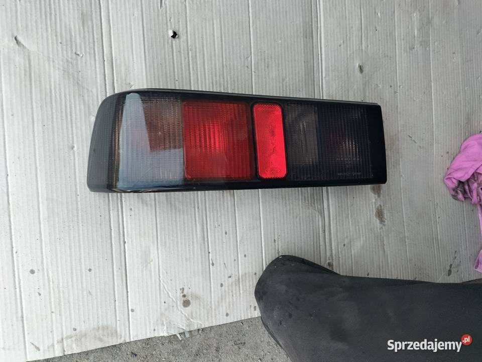 LAMPA TYŁ TYLNA LEWA FORD SIERRA Oświetlenie Kamień-Kolonia