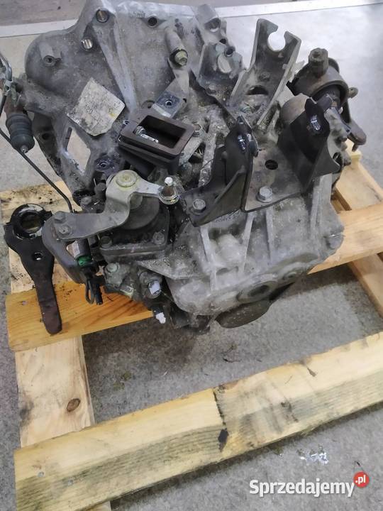 SKRZYNIA BIEGÓW 20 D4D T27 Toyota Avensis III