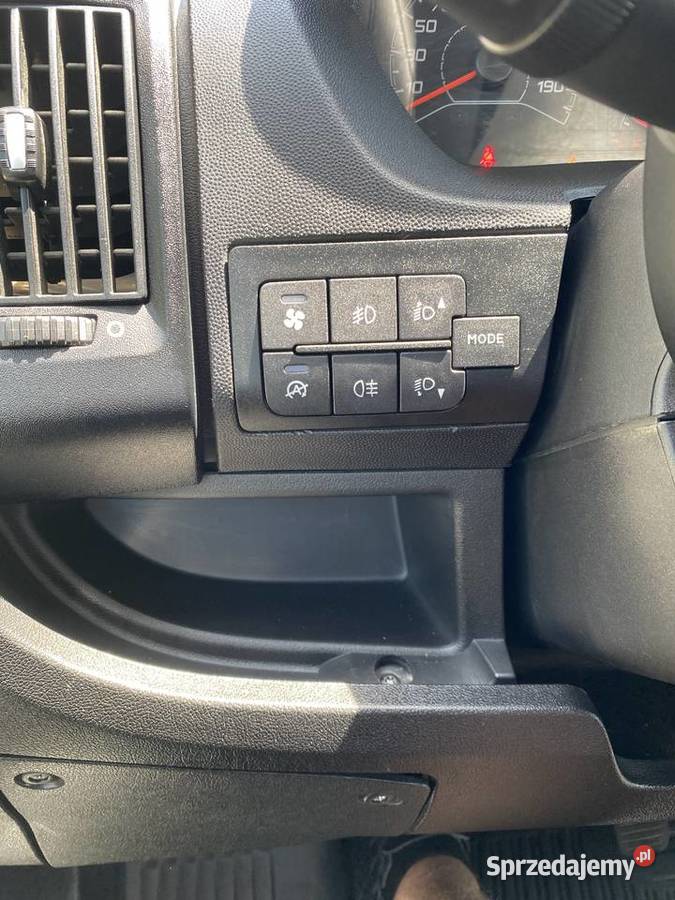 Sprzedam busa 9 osobowego niski przebieg Kraków