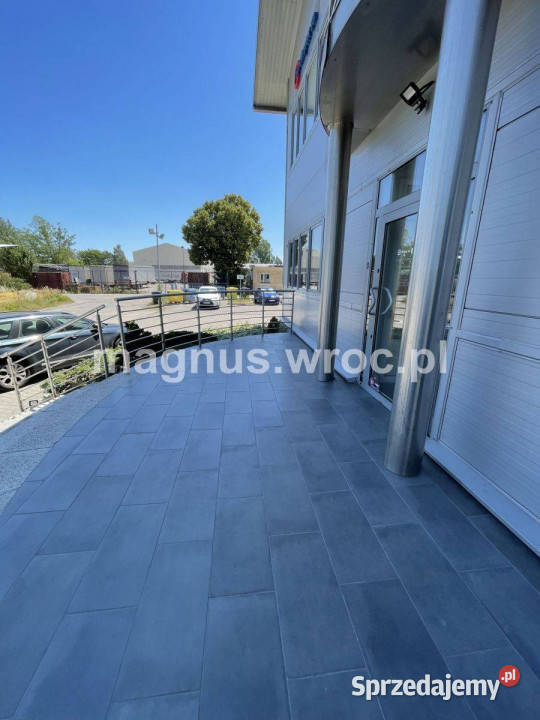 Powierzchnia biurowa z własnym parkingiem na klimatyzacja Wrocław