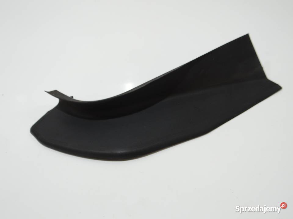 LISTWA RYNIENKA LAMPY LEWY TYŁ BMW F10 7204375 Strzyżewice