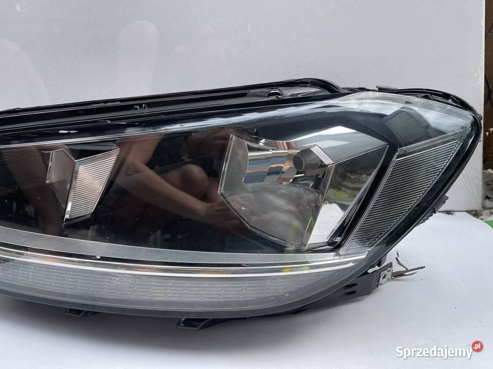 VW TOURAN 2 LEWA LAMPA PRZÓD Ostroróg sprzedam