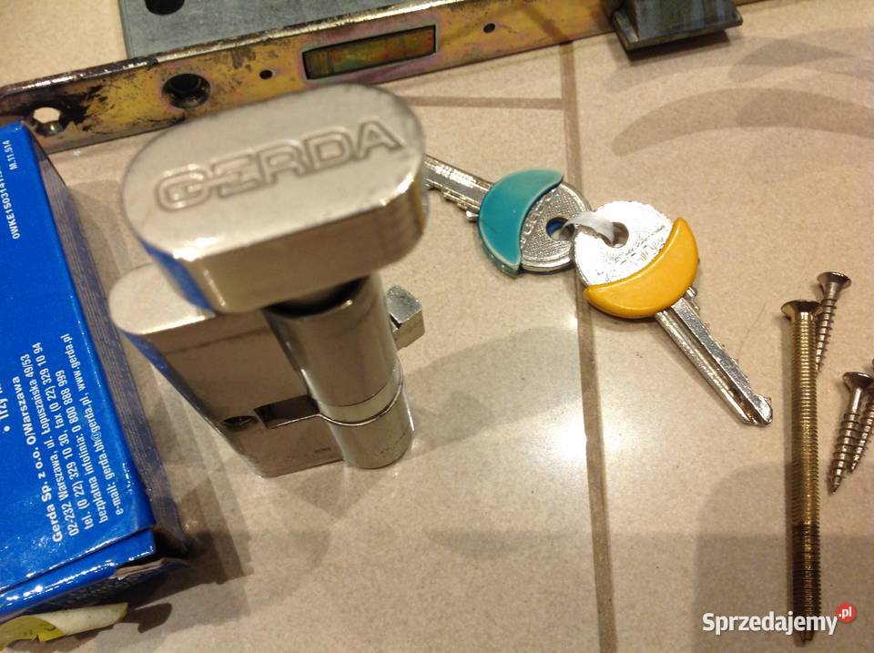 Komplet Klamek z Szyldem do Drzwi z Zamkiem Nowa Sól