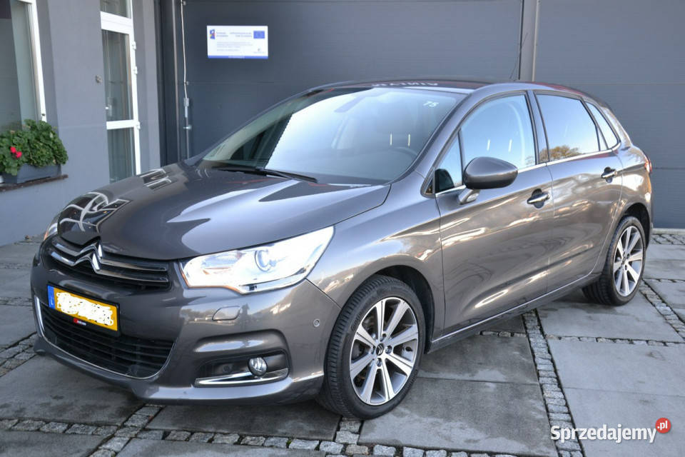Citroen C4 12 benzyna 130 masaże xenon martwe Rok produkcji 2016 C4 Kęty