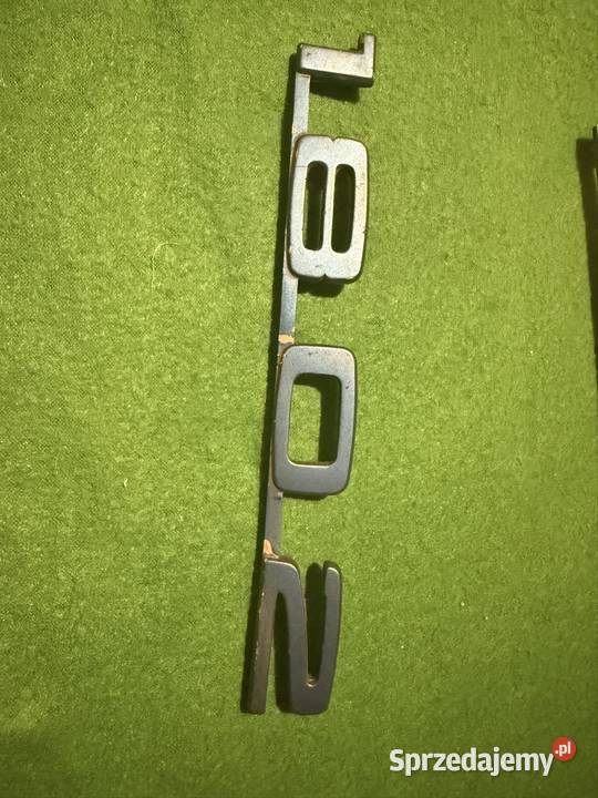 BMW e10 1802 aluminiowy emblemat