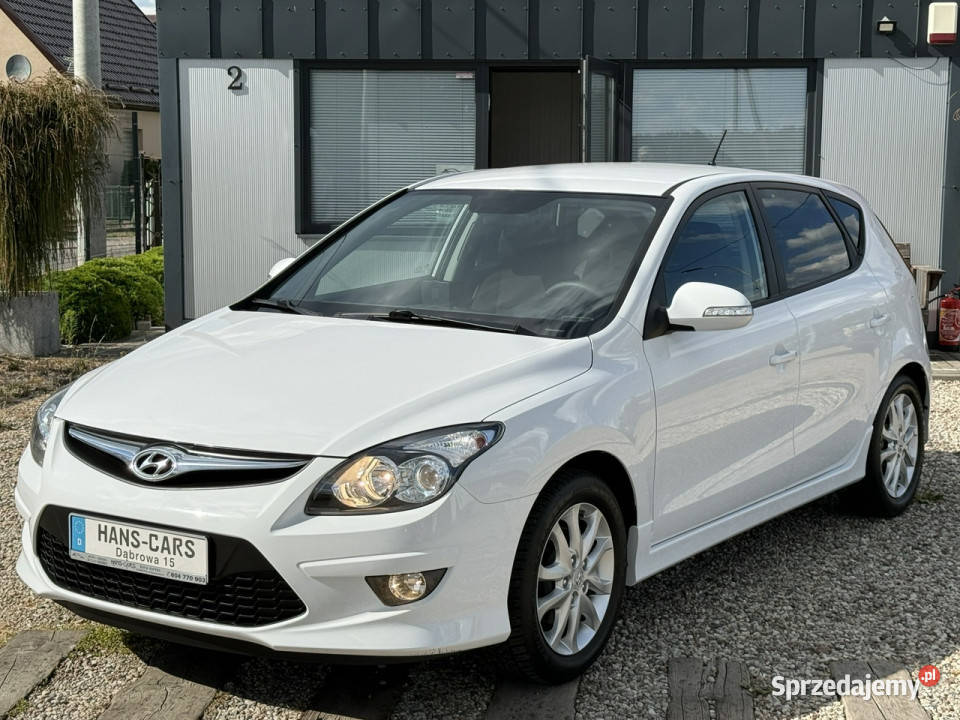 Hyundai i30 liftnavialuserwissuper stanz Niemiec benzyna Dąbrowa