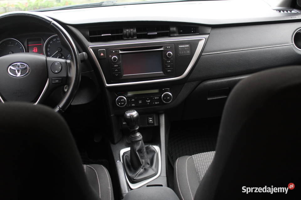 Toyota Auris II 2015r 16 Benz Polski salon Stan kamera cofania