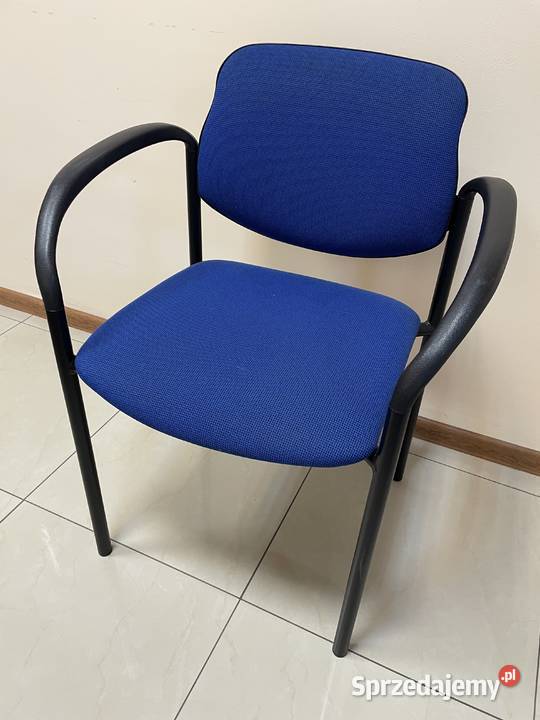 Wygodne krzesła konferencyjne niebieskie