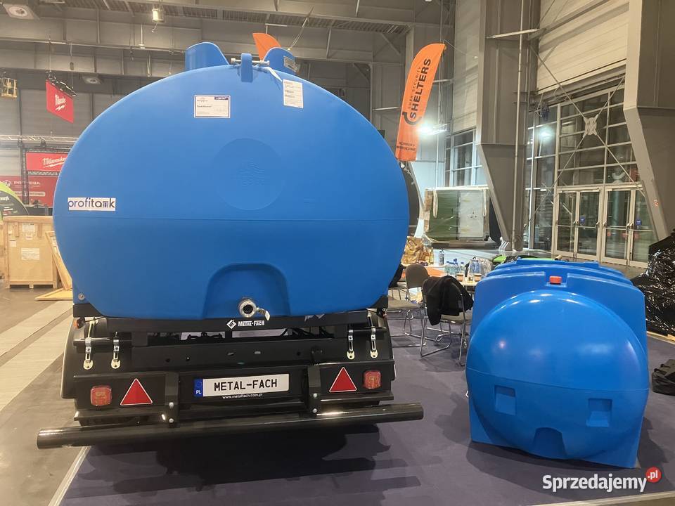 Duży zbiornik 6000L na wodę pitną z przyczepą Włocławek