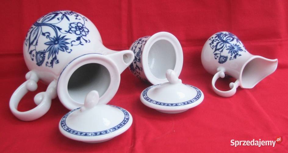 Garnitur do kawy pąki róż wzór cebulowy Flirt Porcelana i szkło Koszalin