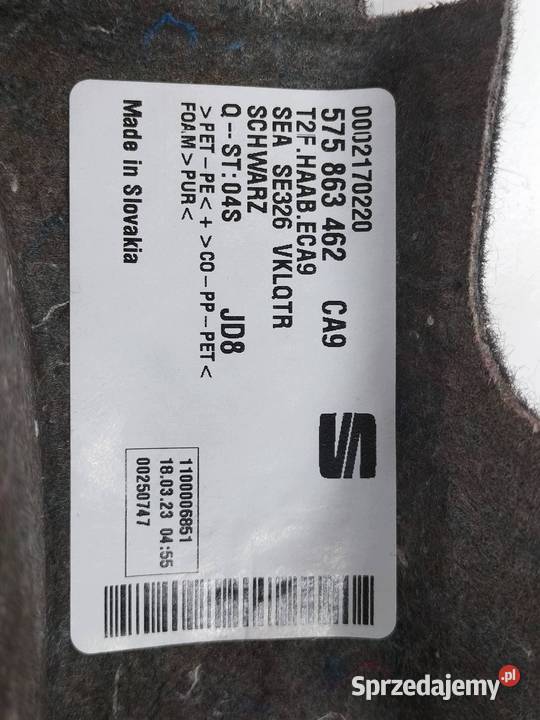 OSŁONA WYKŁADZINA KANAPY 575863462 Skoda Karoq I