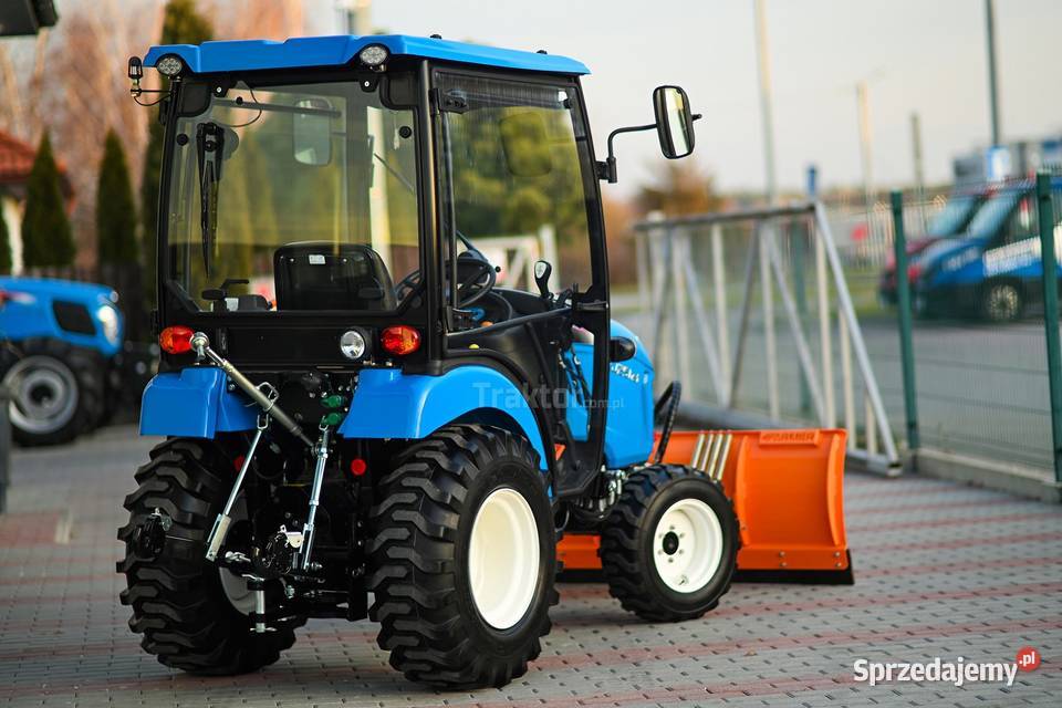 LS Tractor XJ25 HST 4x4 244 IND CAB pług do LS Tractor Tajęcina