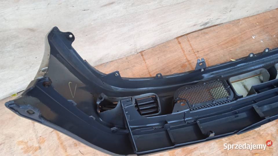 TOYOTA AVENSIS T22 ZDERZAK PRZÓD 1F7 Zbierkowo